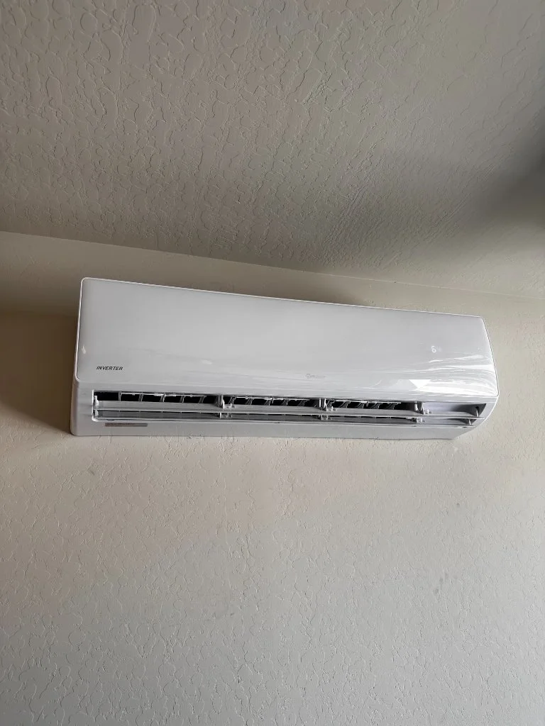 Wall-mounted ductless indoor unit
